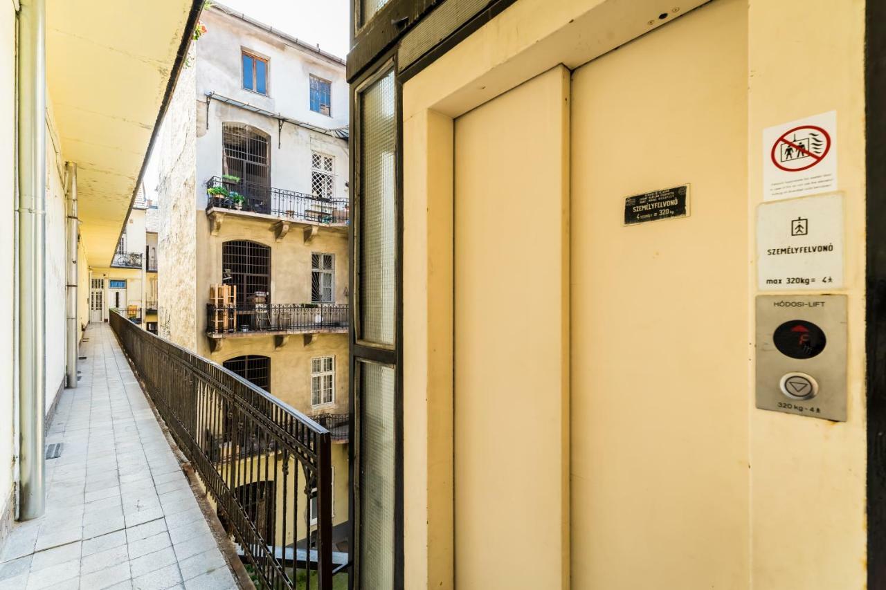 Bpr Little Attractico Apartment Budapest Exterior foto